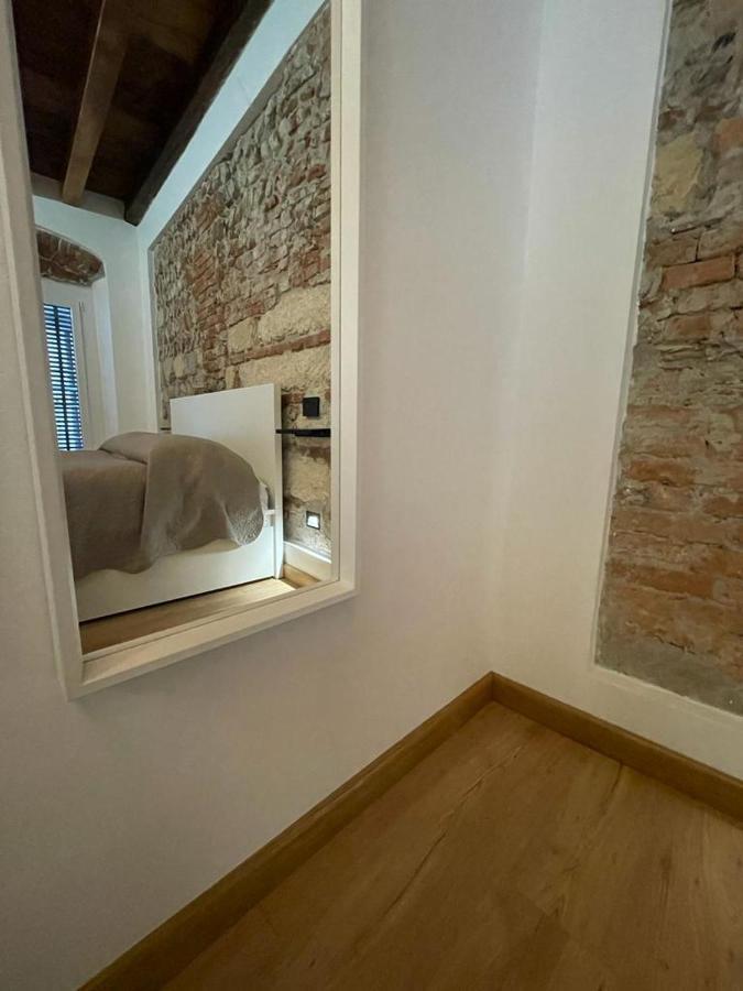 Teodorico Room & Apartment Verona Bagian luar foto