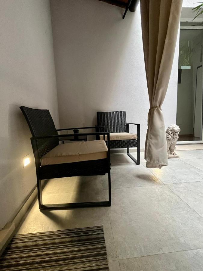 Teodorico Room & Apartment Verona Bagian luar foto