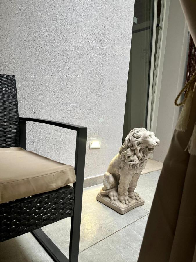 Teodorico Room & Apartment Verona Bagian luar foto