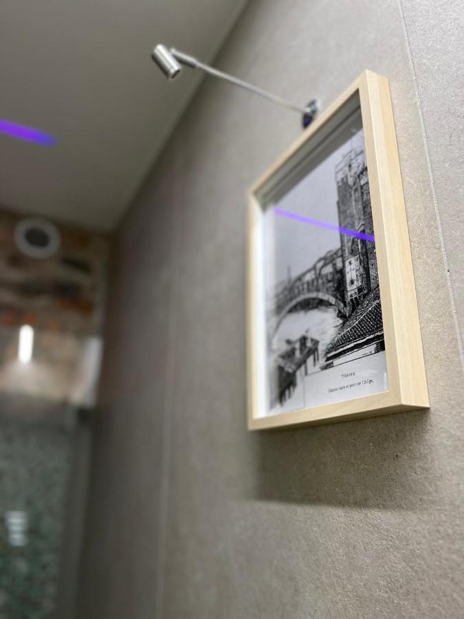 Teodorico Room & Apartment Verona Bagian luar foto