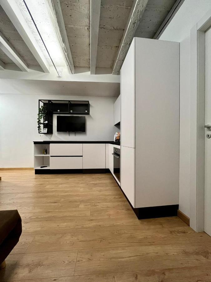 Teodorico Room & Apartment Verona Bagian luar foto