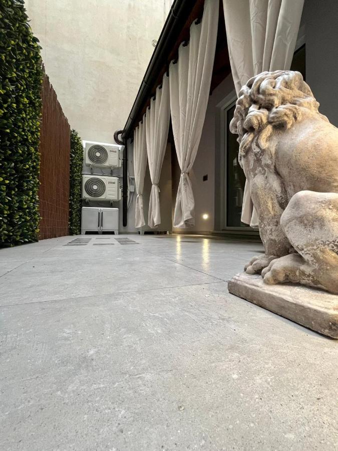 Teodorico Room & Apartment Verona Bagian luar foto