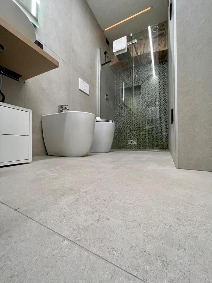 Teodorico Room & Apartment Verona Bagian luar foto