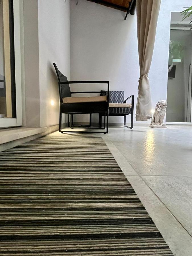 Teodorico Room & Apartment Verona Bagian luar foto