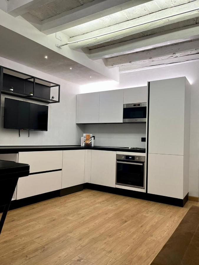 Teodorico Room & Apartment Verona Bagian luar foto