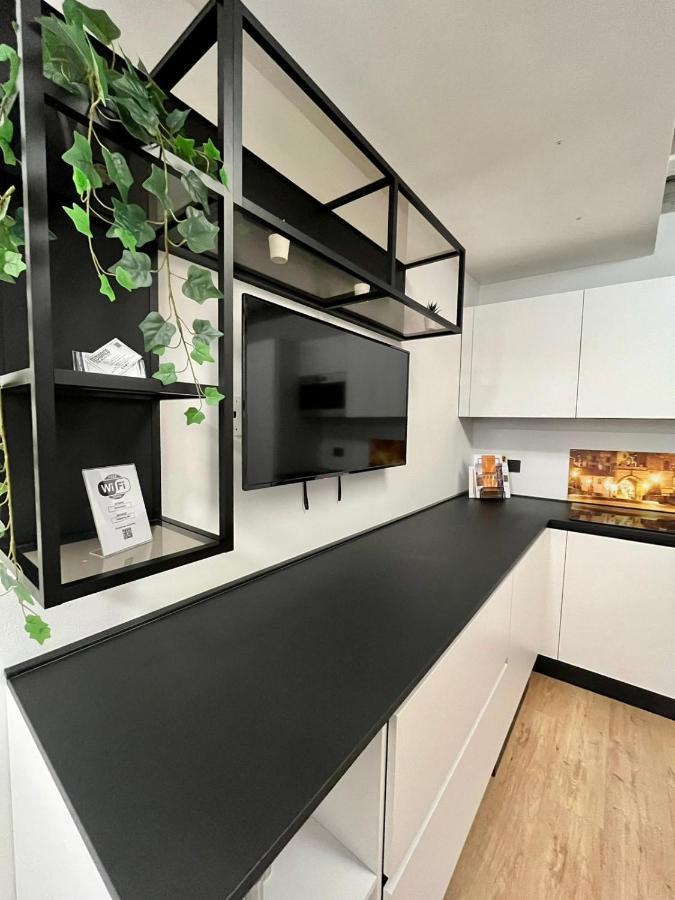 Teodorico Room & Apartment Verona Bagian luar foto
