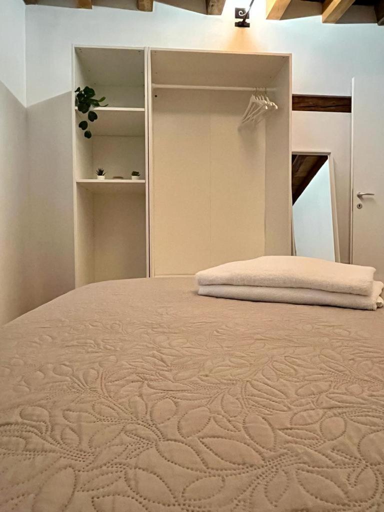 Teodorico Room & Apartment Verona Bagian luar foto