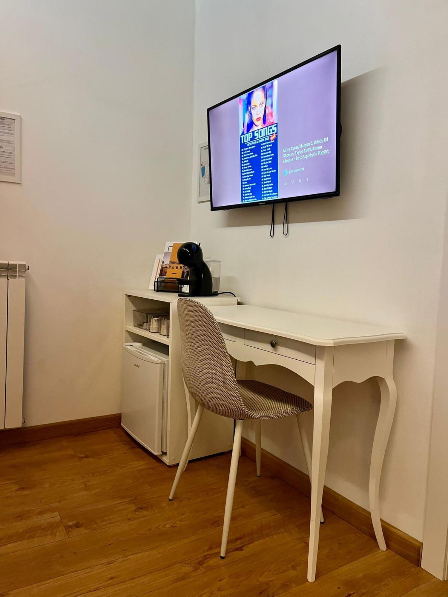 Teodorico Room & Apartment Verona Bagian luar foto